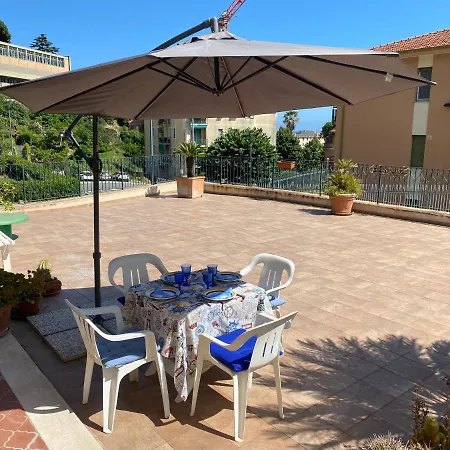 Holiday home Vivi La Mia Liguria - Esclusivo Con Terrazzo E Giardino Finale Ligure