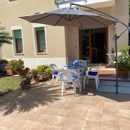 Vivi La Mia Liguria - Esclusivo Con Terrazzo E Giardino Finale Ligure