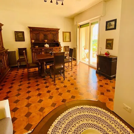 Hébergement de vacances Vivi La Mia Liguria - Esclusivo Con Terrazzo E Giardino *